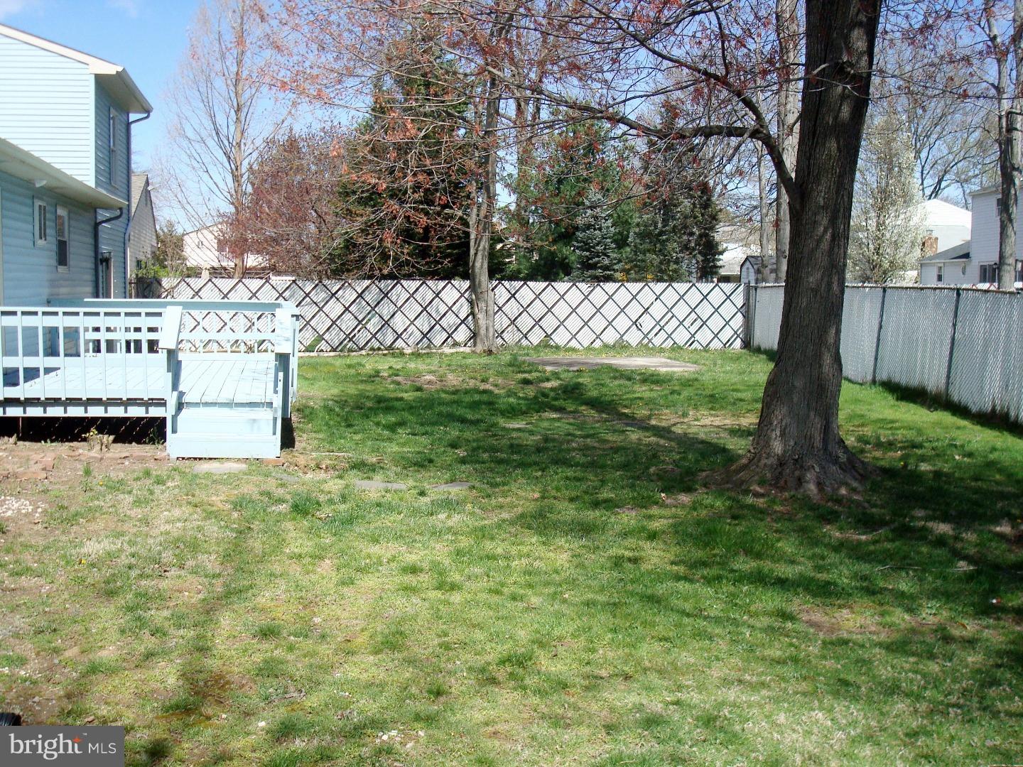 504 Fairhurst Road Fairless Hills, PA 19030 - Photo 19 of 21 Side Yard
