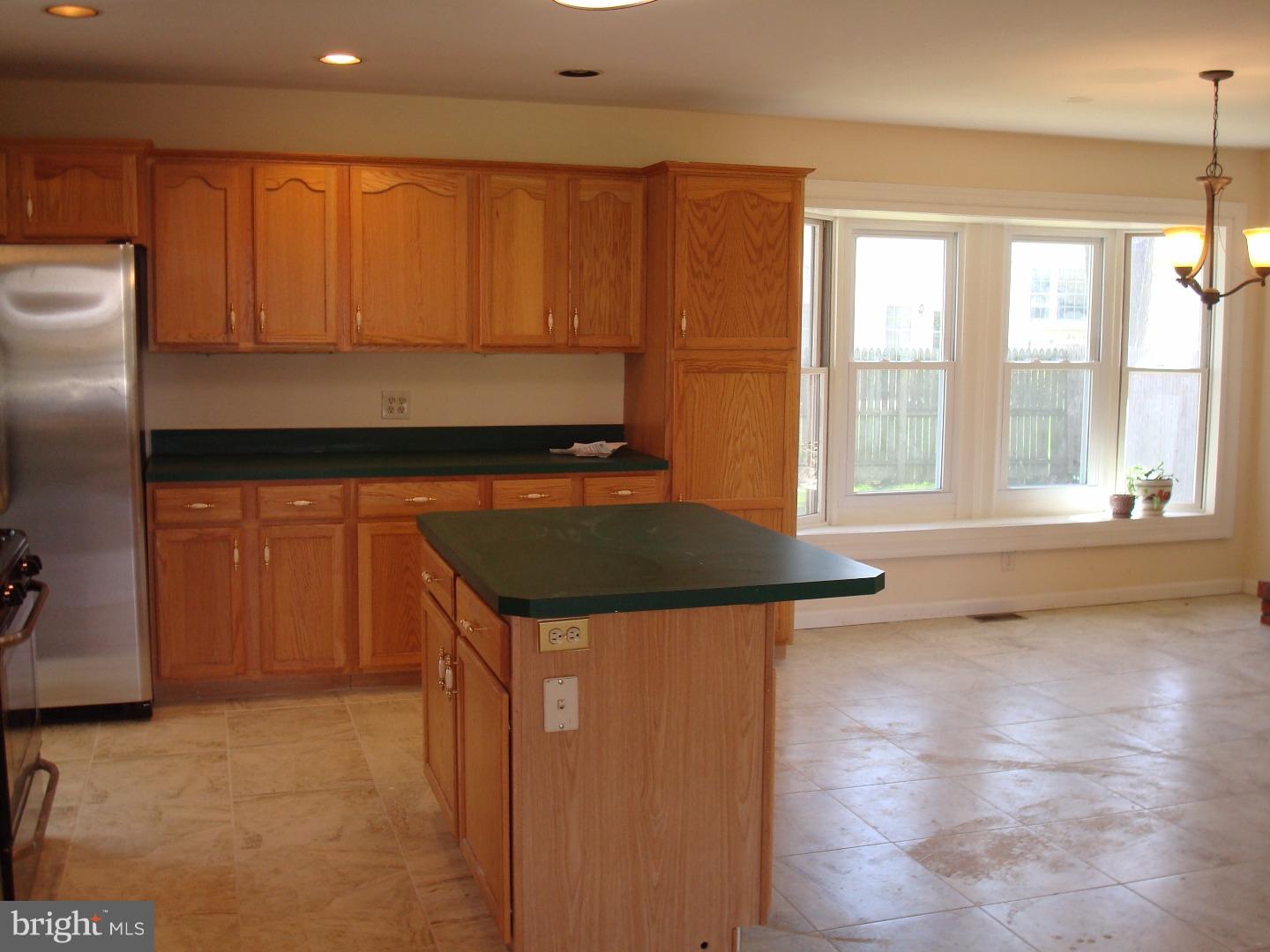 504 Fairhurst Road Fairless Hills, PA 19030 - Photo 3 of 21 Kitchen