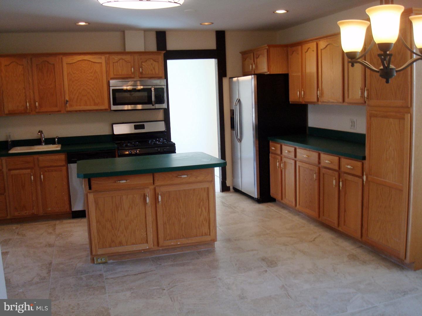 504 Fairhurst Road Fairless Hills, PA 19030 - Photo 4 of 21 Kitchen