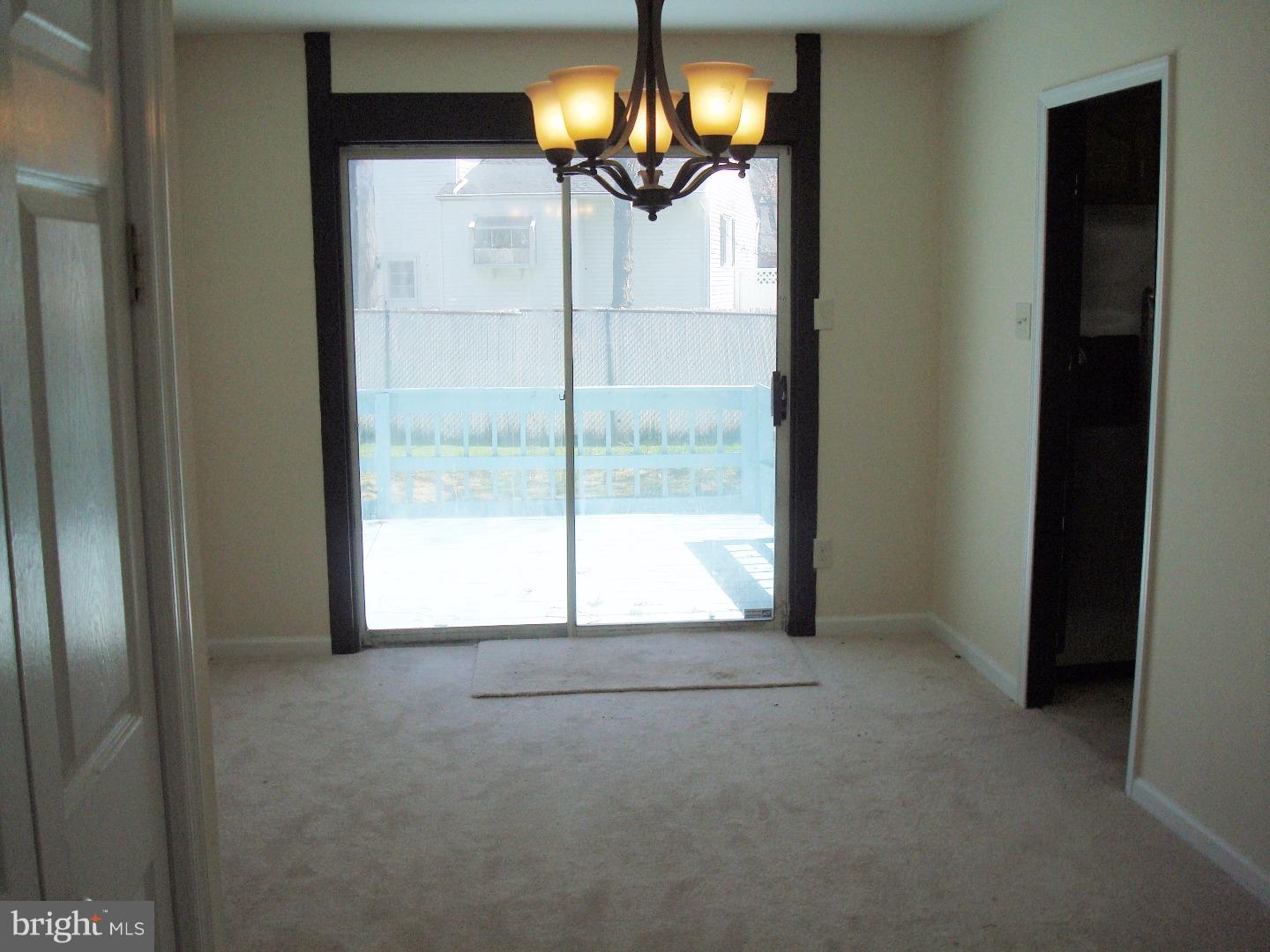 504 Fairhurst Road Fairless Hills, PA 19030 - Photo 7 of 21 Dining Room