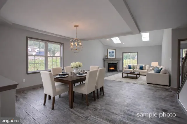 $442,900 | 11 Castle Drive, Robesonia, PA 19551