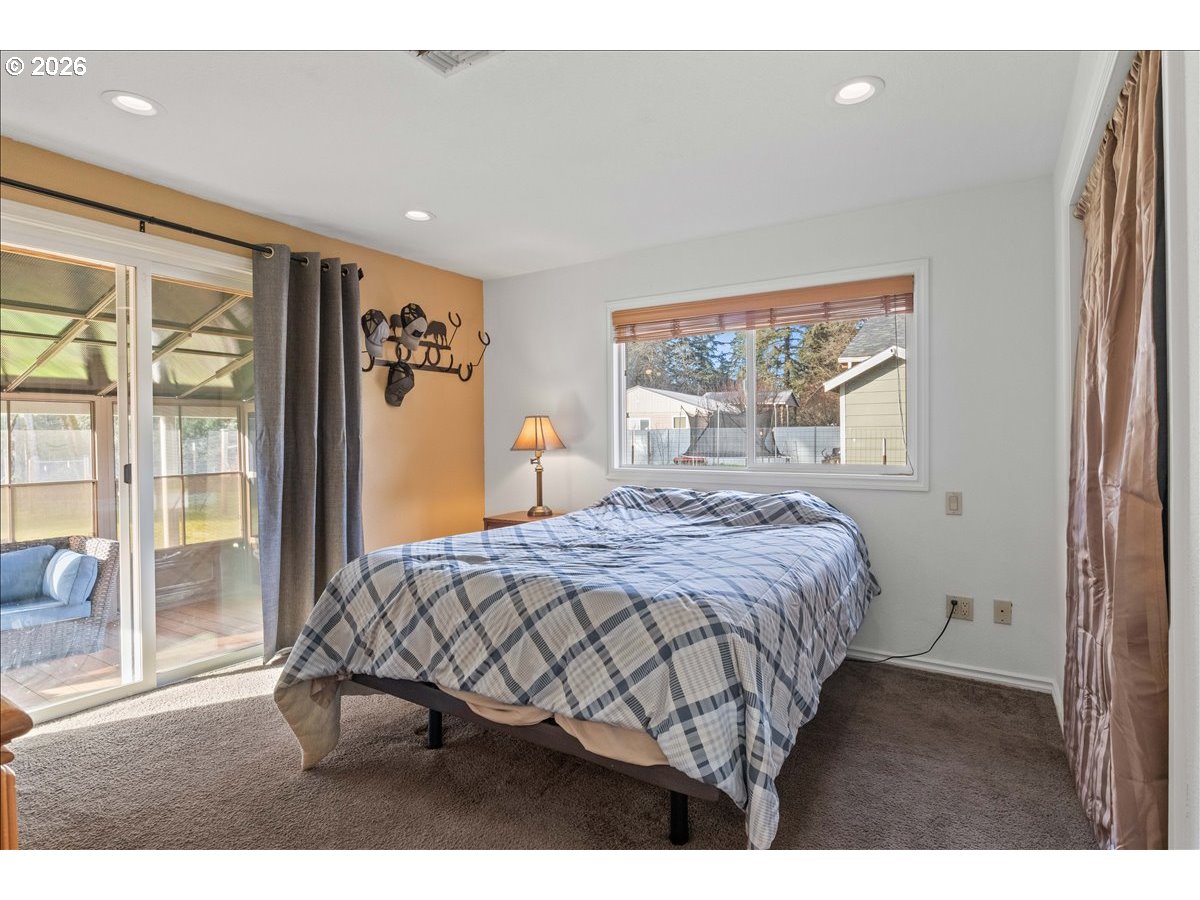 18191 Highway 211 Molalla, OR 97038 - Photo 18 of 42