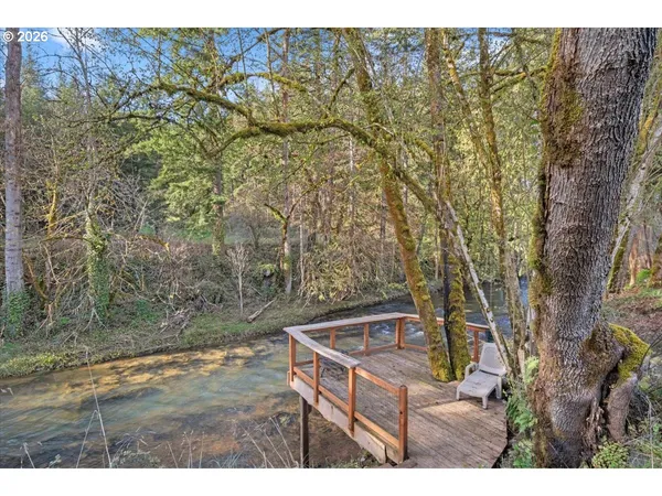 $515,000 | 18191 Highway 211, Molalla, OR 97038