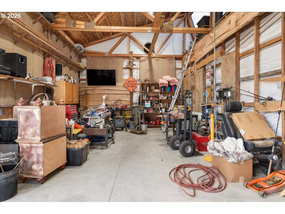 18191 Highway 211 Molalla, OR 97038 - Photo 31 of 42