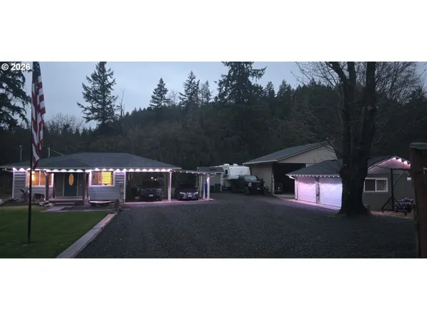 $515,000 | 18191 Highway 211, Molalla, OR 97038