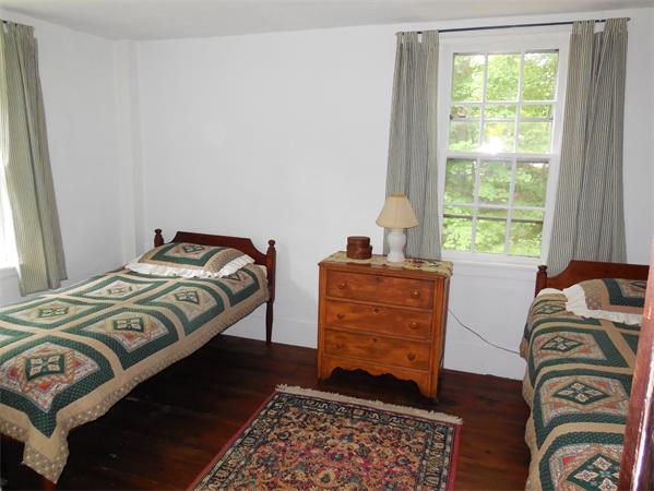 53 Prospect Hill Road Brimfield, MA 01010 - Photo 24 of 30 Gallery Image 24