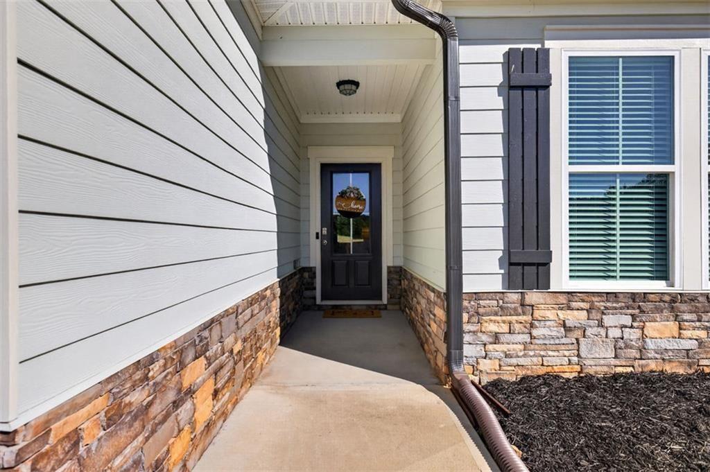 1537 Ridgewood Court Monroe, GA 30656 - Photo 3 of 62