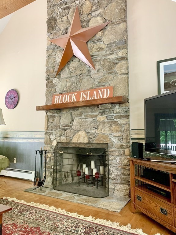 89 Crawford Road Rutland, MA 01543 - Photo 8 of 41