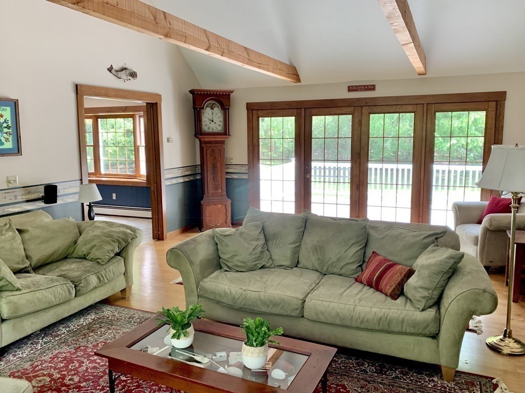 89 Crawford Road Rutland, MA 01543 - Photo 9 of 41
