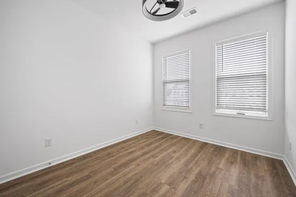 $2,500 | 762 Blueway Avenue, Summerville, SC 29486