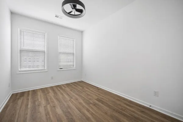 $2,500 | 762 Blueway Avenue, Summerville, SC 29486