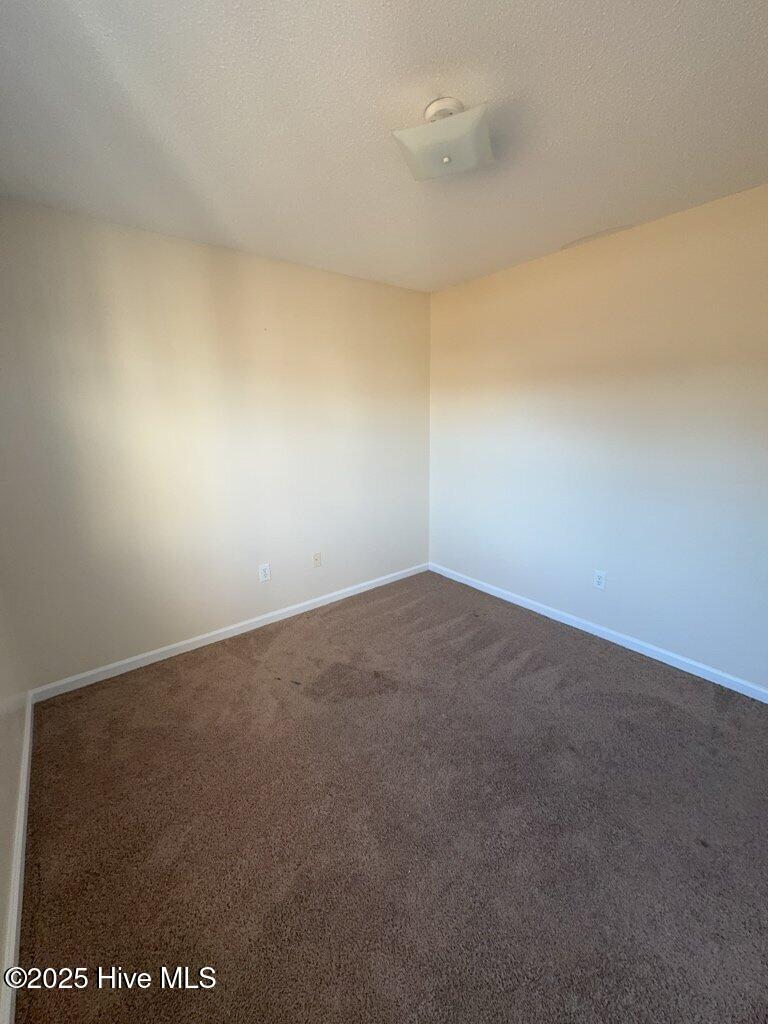 708 Covington Court Hubert, NC 28539 - Photo 16 of 19 16