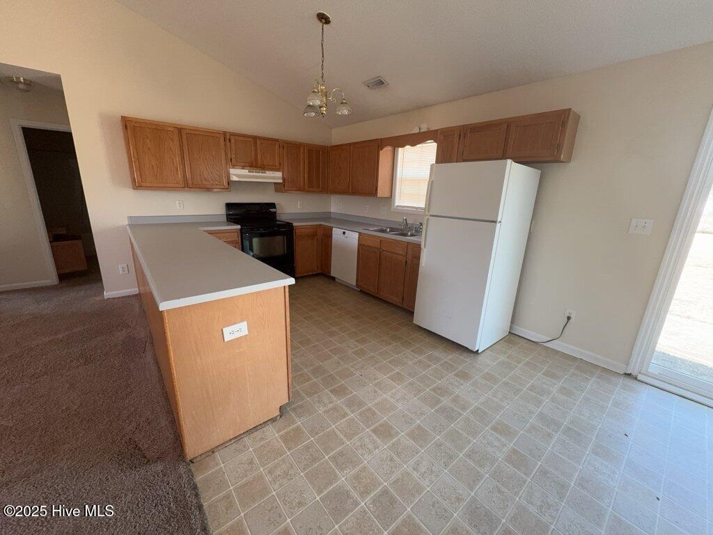 708 Covington Court Hubert, NC 28539 - Photo 5 of 19 5