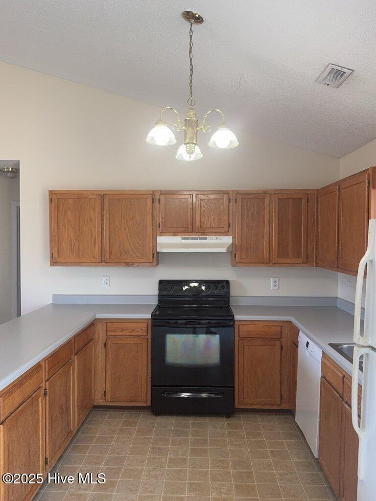 708 Covington Court Hubert, NC 28539 - Photo 6 of 19 6