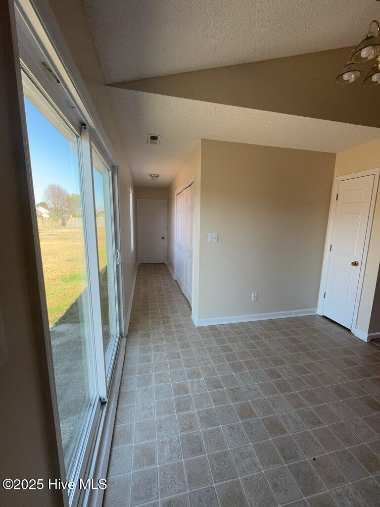 708 Covington Court Hubert, NC 28539 - Photo 8 of 19 8