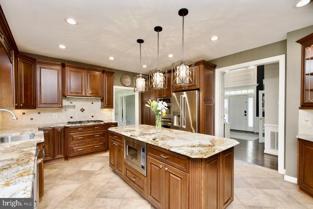 5495 Ashleigh Road Fairfax, VA 22030 - Photo 13 of 65 Gallery Image 13