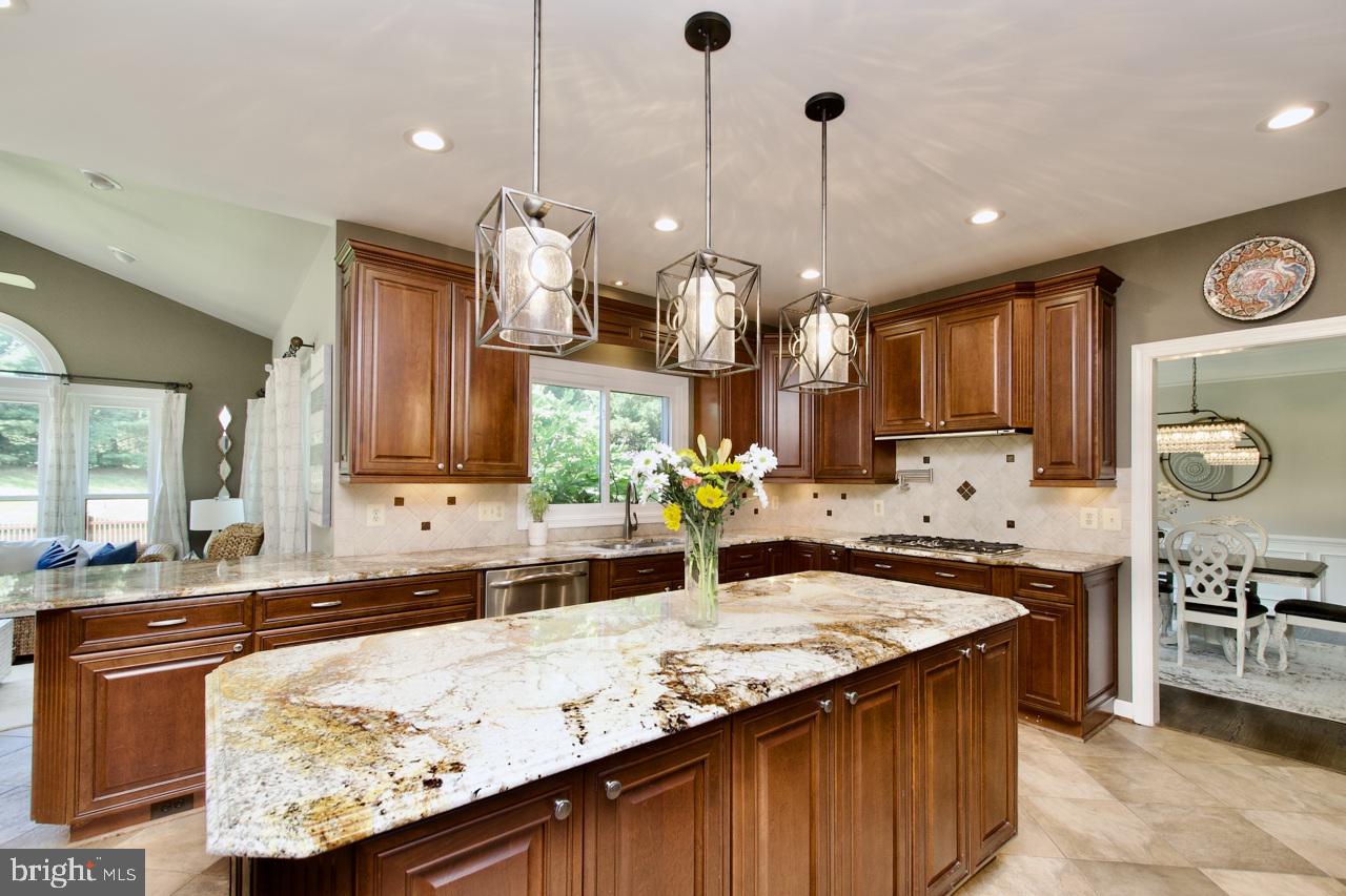 5495 Ashleigh Road Fairfax, VA 22030 - Photo 16 of 65 Gallery Image 16