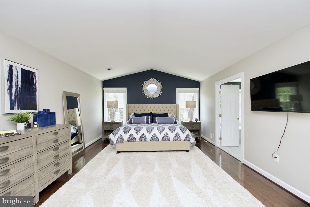 5495 Ashleigh Road Fairfax, VA 22030 - Photo 38 of 65 Gallery Image 38