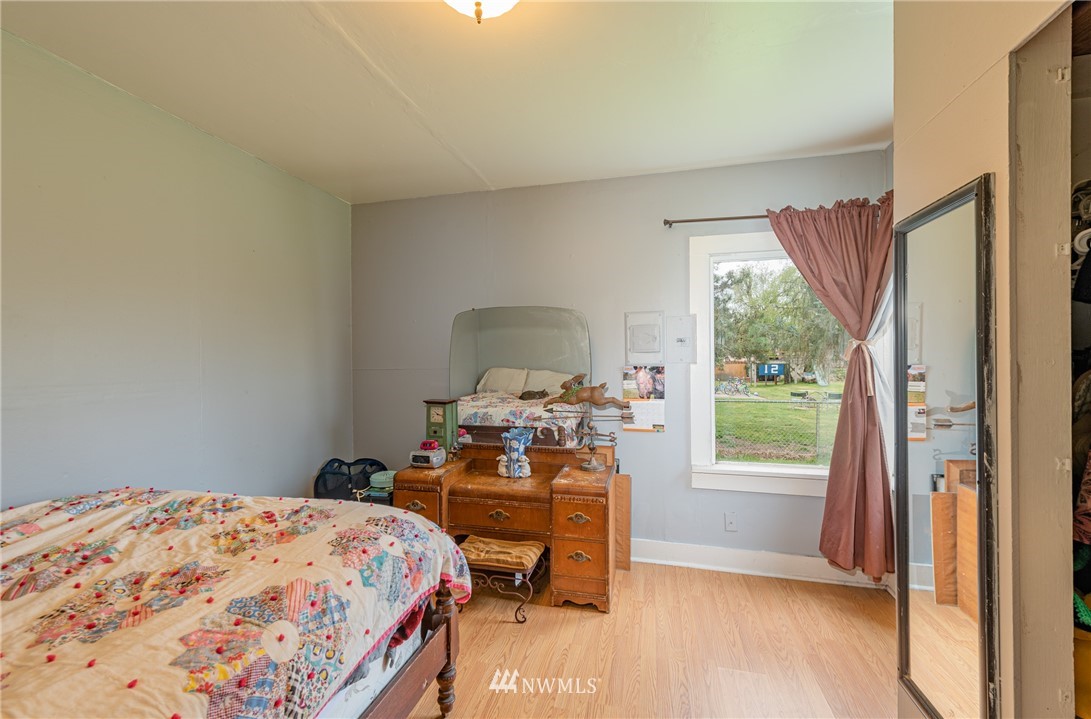 1941 Martin Road Mount Vernon, WA 98273 - Photo 8 of 25 Gallery Image 8