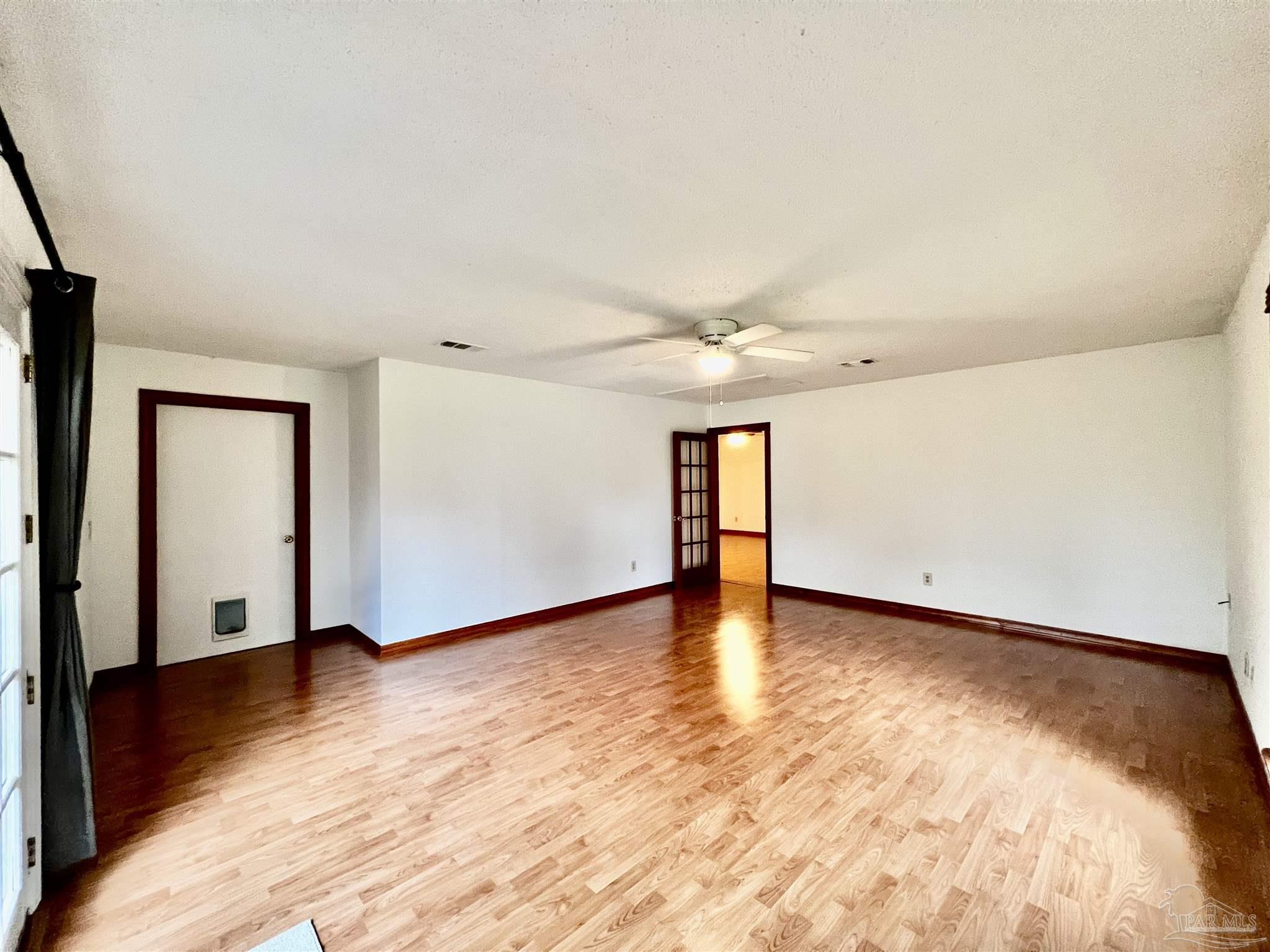 4640 Bessinger Lane Milton, FL 32571 - Photo 13 of 36