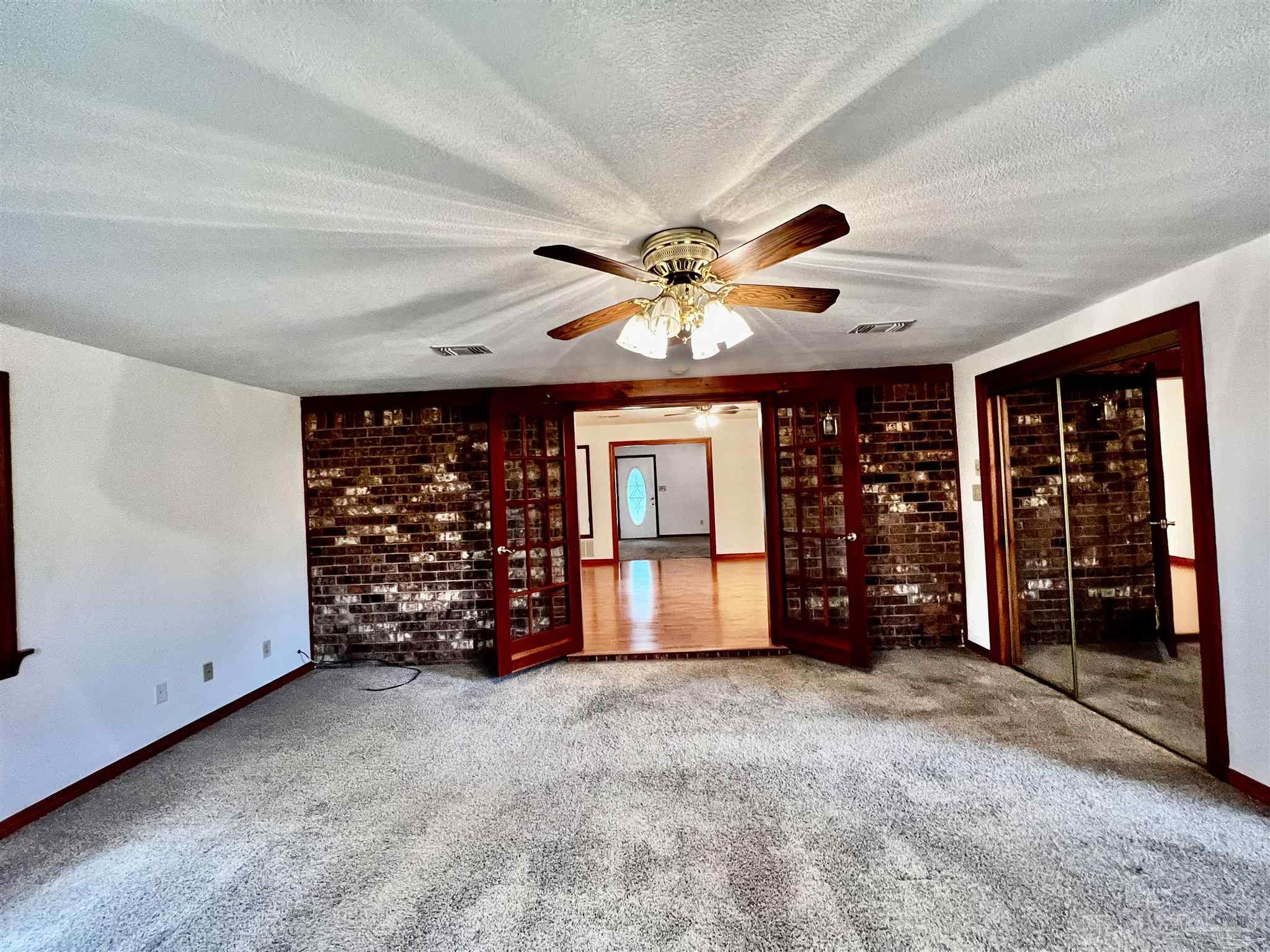 4640 Bessinger Lane Milton, FL 32571 - Photo 17 of 36