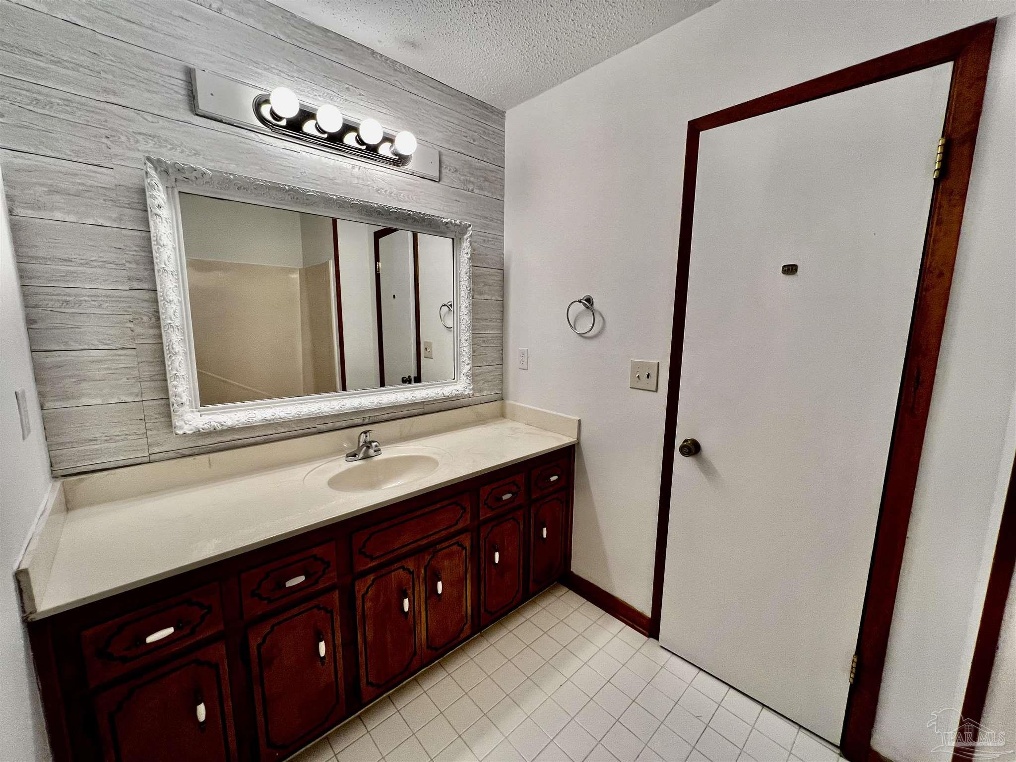 4640 Bessinger Lane Milton, FL 32571 - Photo 22 of 36