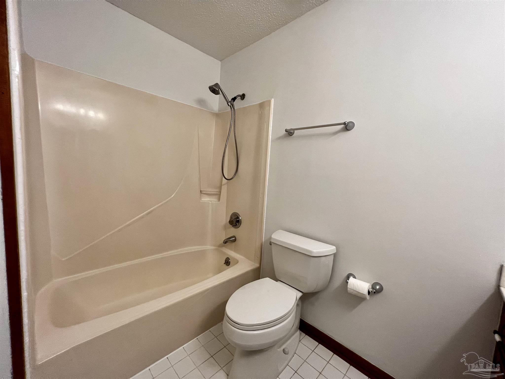 4640 Bessinger Lane Milton, FL 32571 - Photo 24 of 36