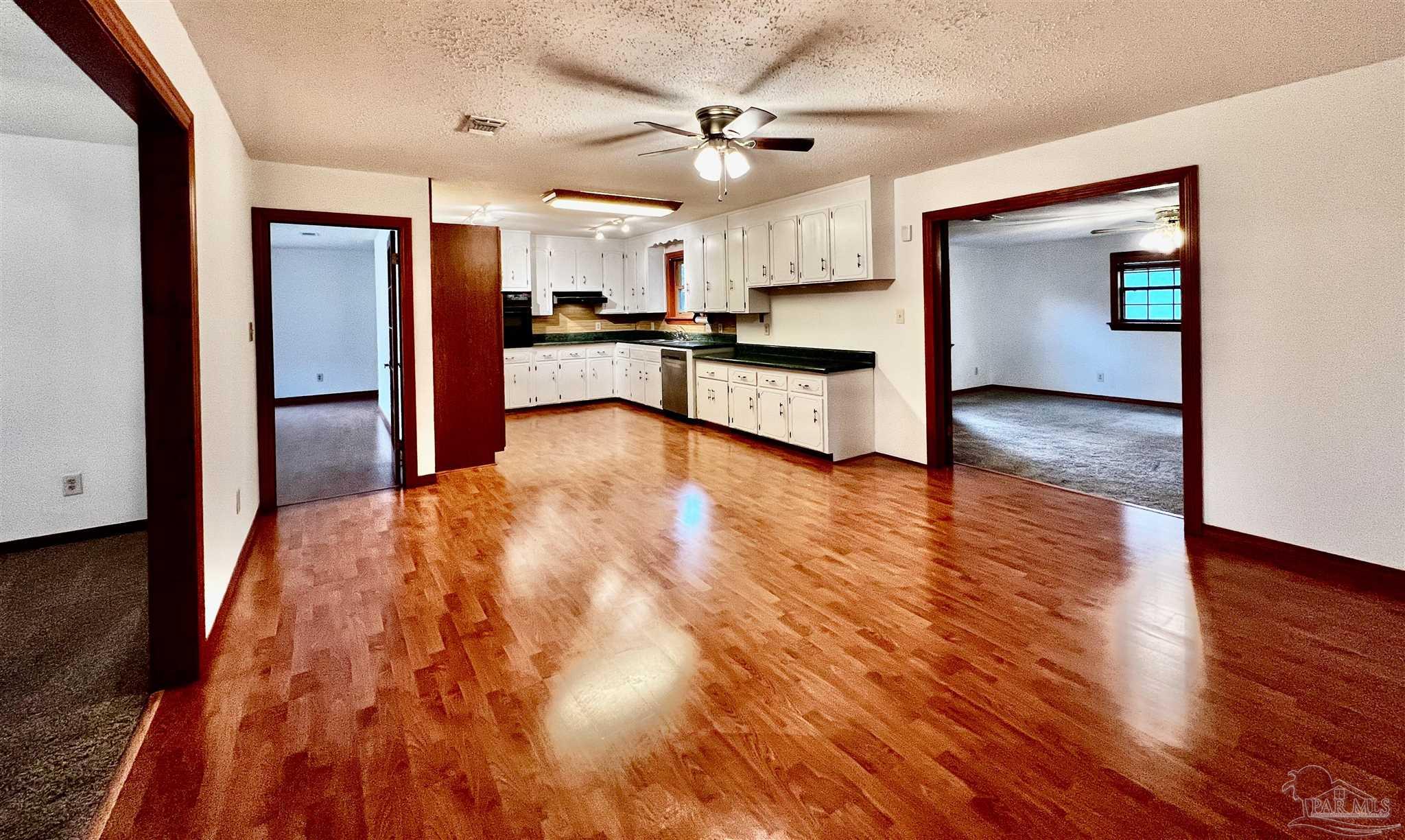 4640 Bessinger Lane Milton, FL 32571 - Photo 6 of 36