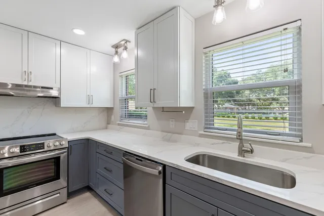 $299,000 | 29 11th Street, Unit A, Shalimar, FL 32579