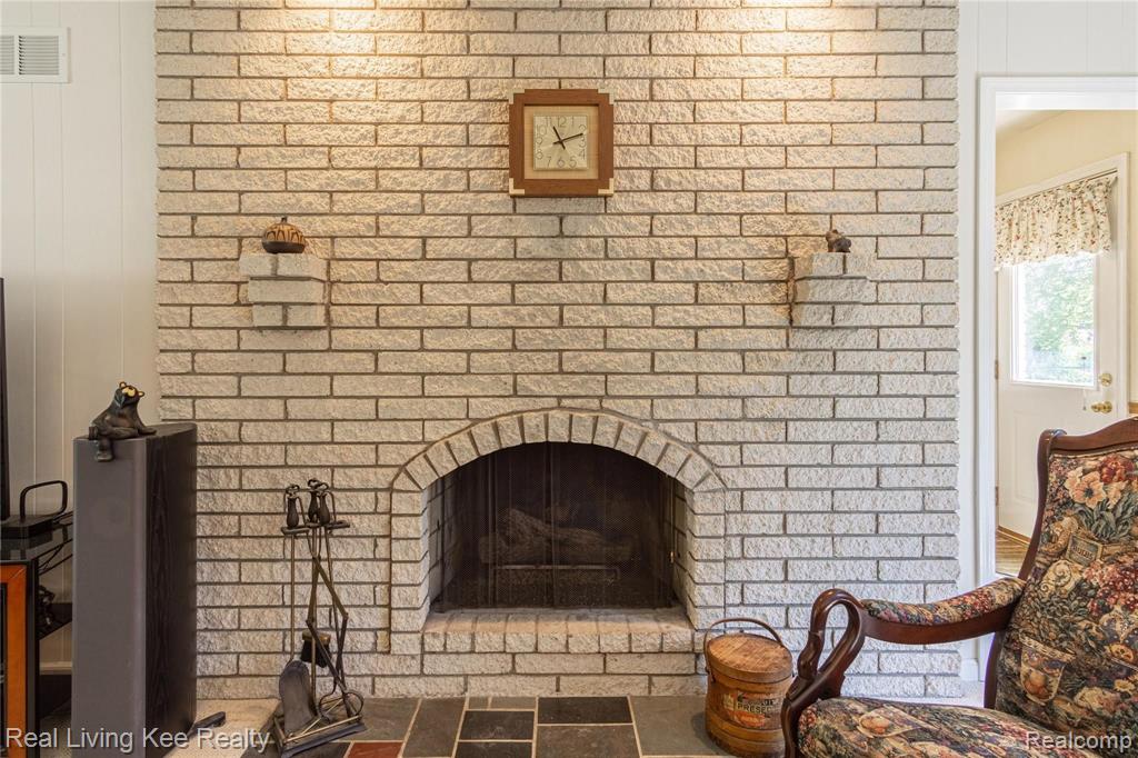 2155 Wayward Drive Rochester Hills, MI 48309 - Photo 15 of 38