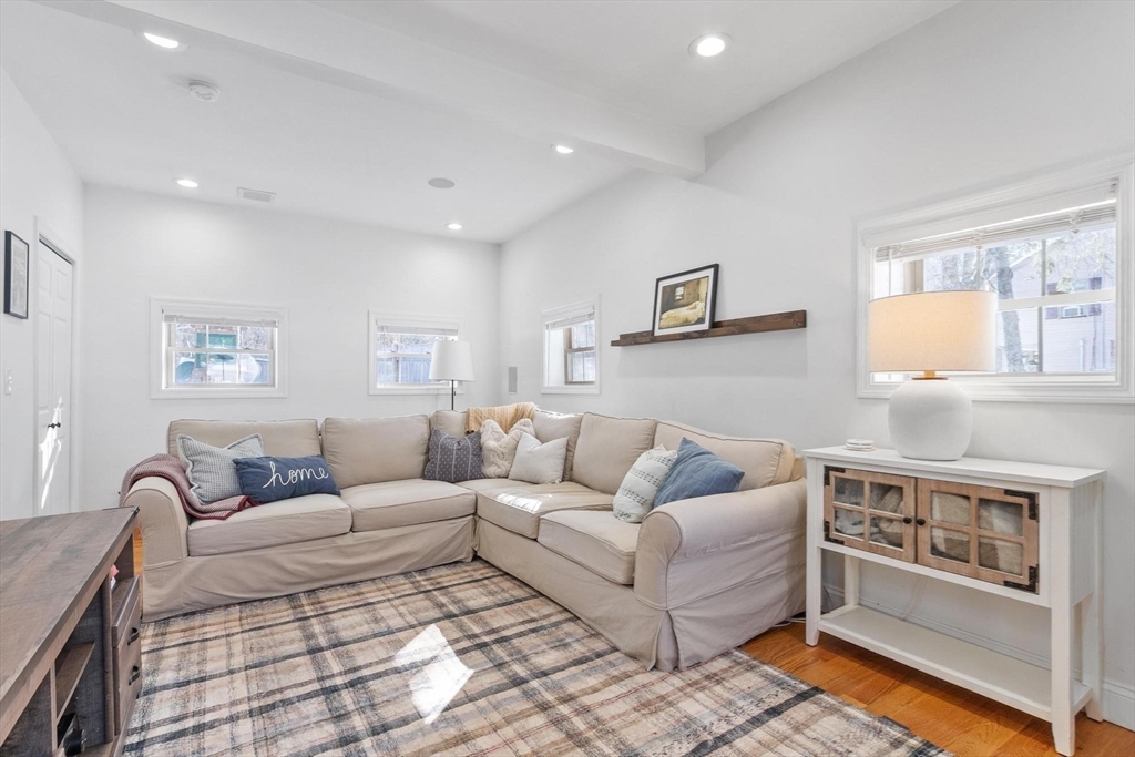 31 Elm Street Upton, MA 01568 - Photo 12 of 30