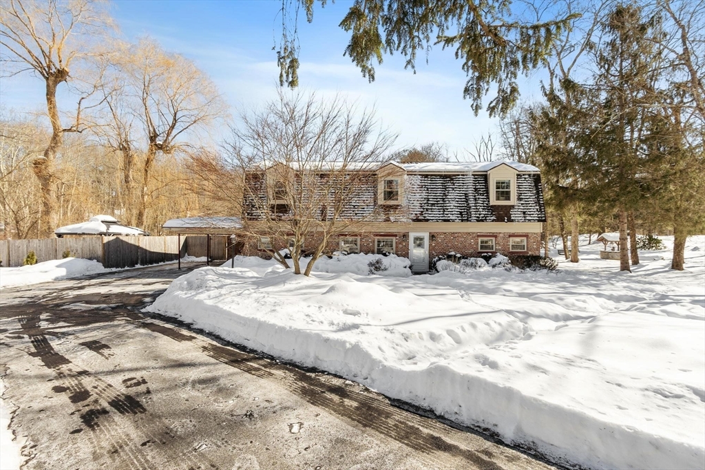 31 Elm Street Upton, MA 01568 - Photo 2 of 30