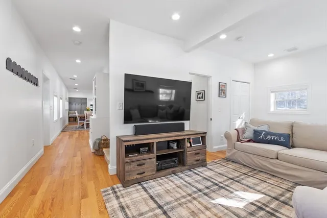 $595,000 | 31 Elm Street, Upton, MA 01568