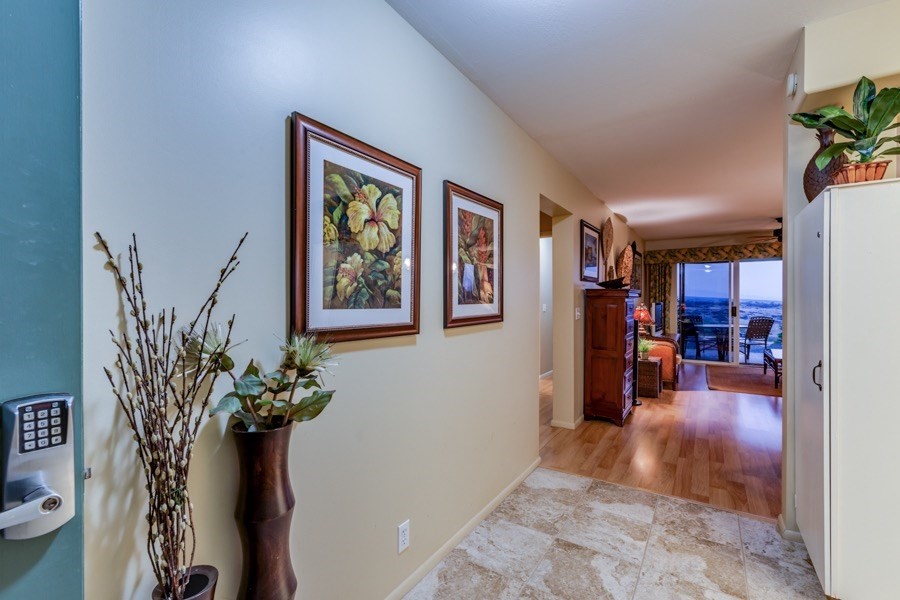 68-1745 Waikoloa Road, Unit L101 Waikoloa, HI 96738 - Photo 7 of 27 a view of entryway with livingroom