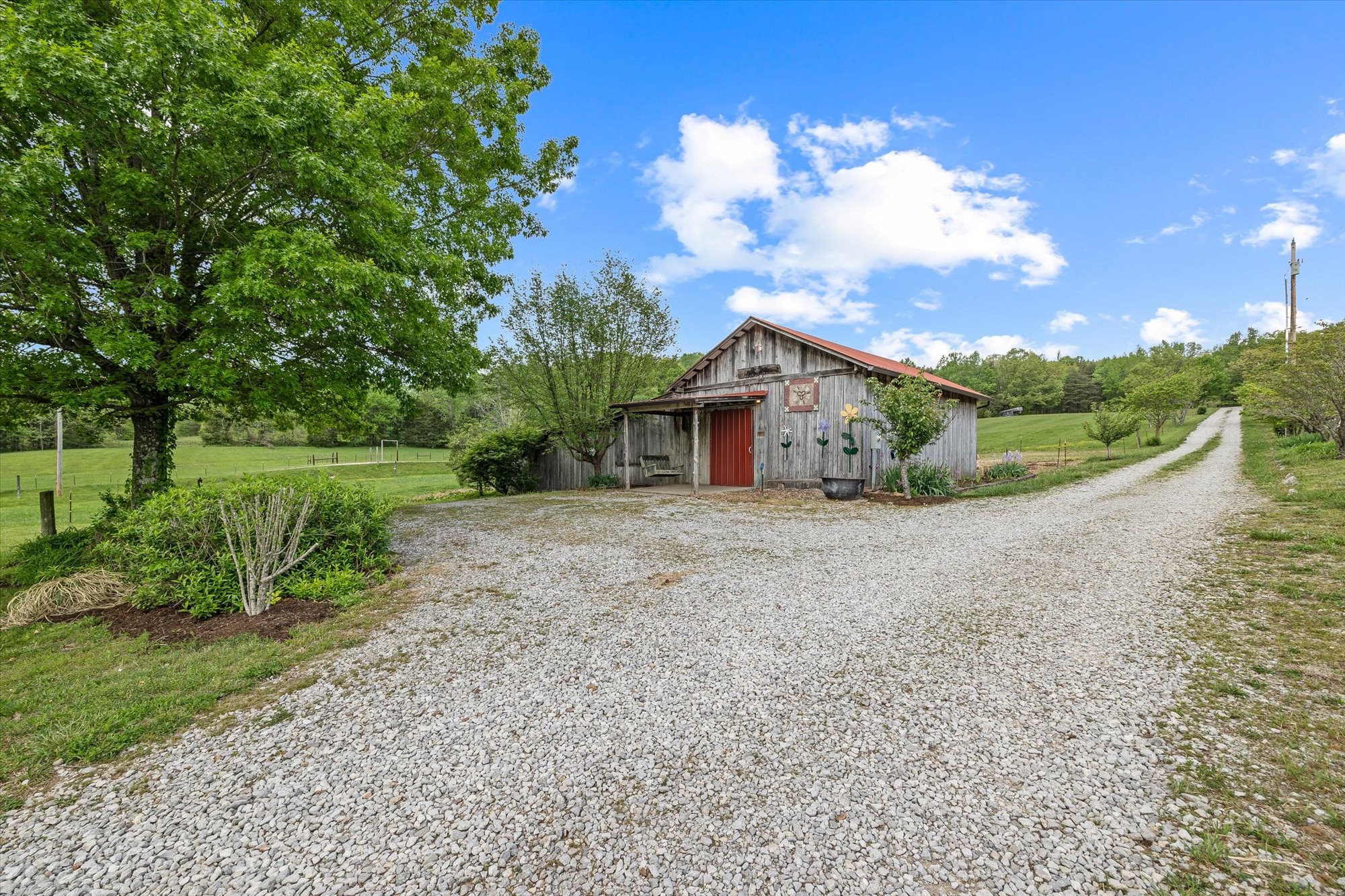 4336 Officers Chapel Road Cookeville, TN 38506 - Photo 4 of 54 Gallery Image 4
