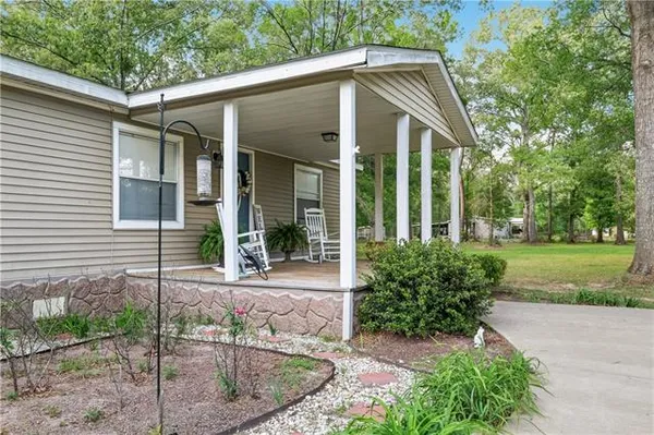 $241,500 | 169 Highway 107/155 Cufoff Rd Center Point, Center Point, LA 71323