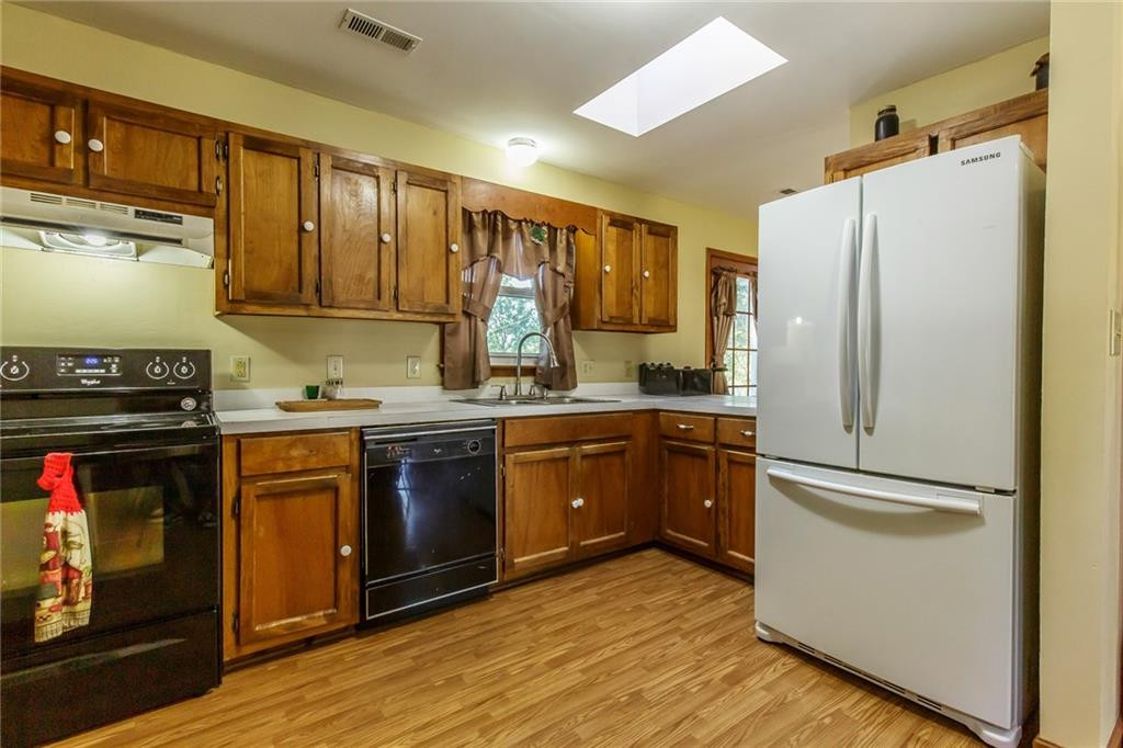 154 Boone Road Burlington, NC 27217 - Photo 8 of 25 Gallery Image 8