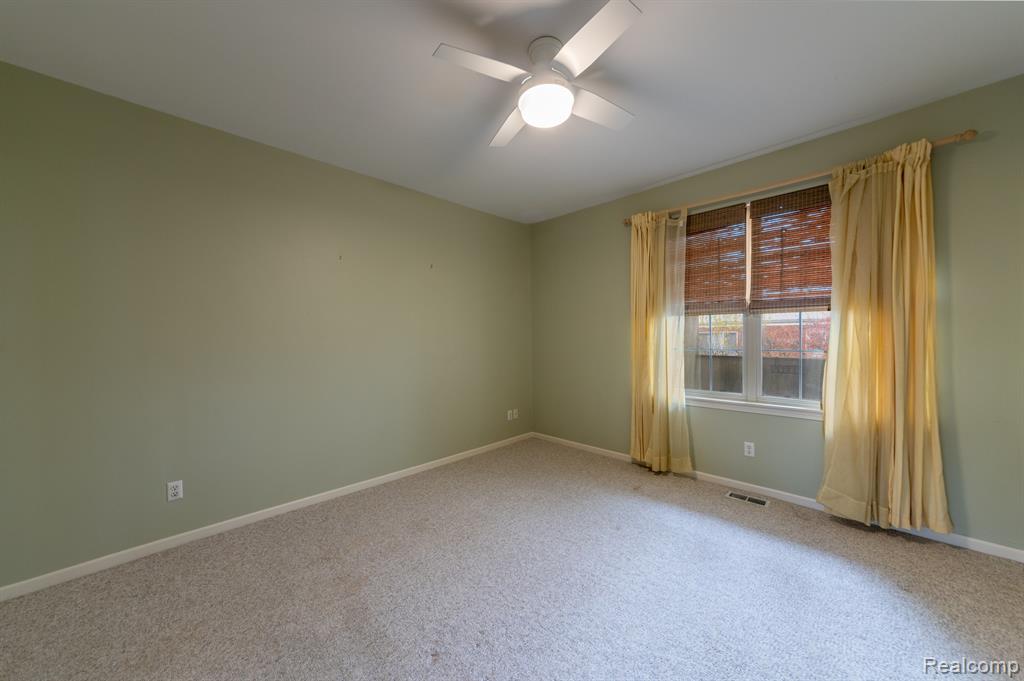 28872 Five Mile Road Livonia, MI 48154 - Photo 20 of 23