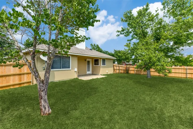 $1,800 | 101 Cotton Cove, Hutto, TX 78634