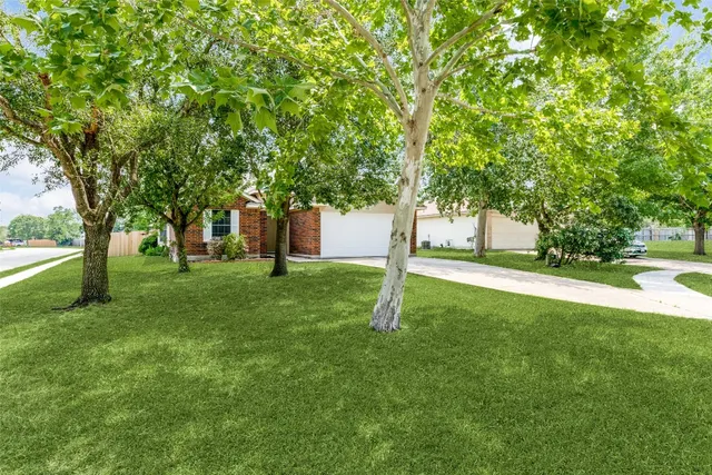 $1,800 | 101 Cotton Cove, Hutto, TX 78634