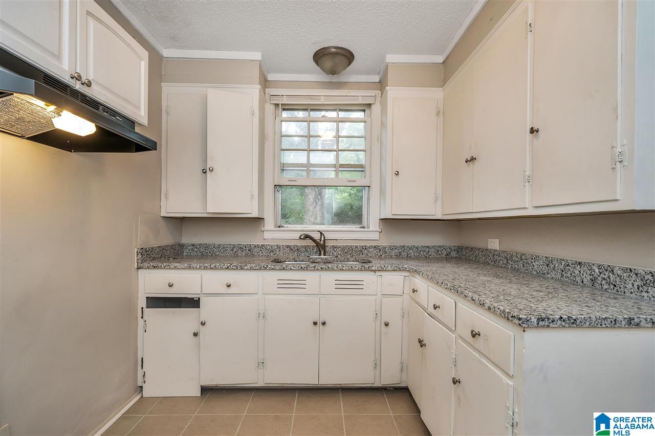 105 Lancaster Street Talladega, AL 35160 - Photo 7 of 10
