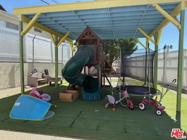 $405,000 | 6342 Morse Avenue, Unit 205, Valley Glen, CA 91606