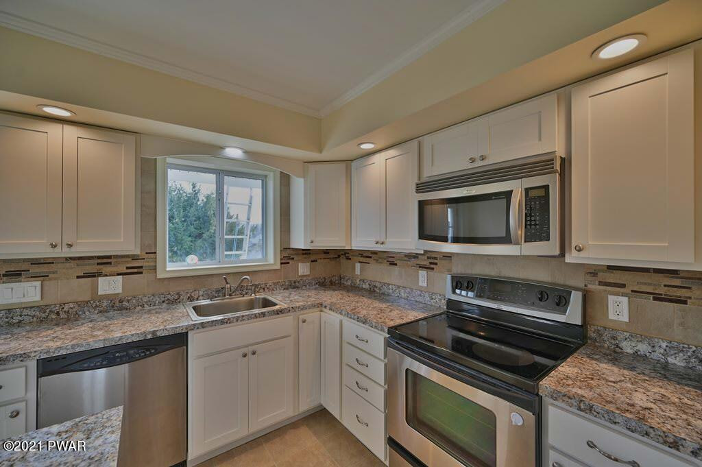 230 3rd Street Olyphant, PA 18447 - Photo 22 of 58