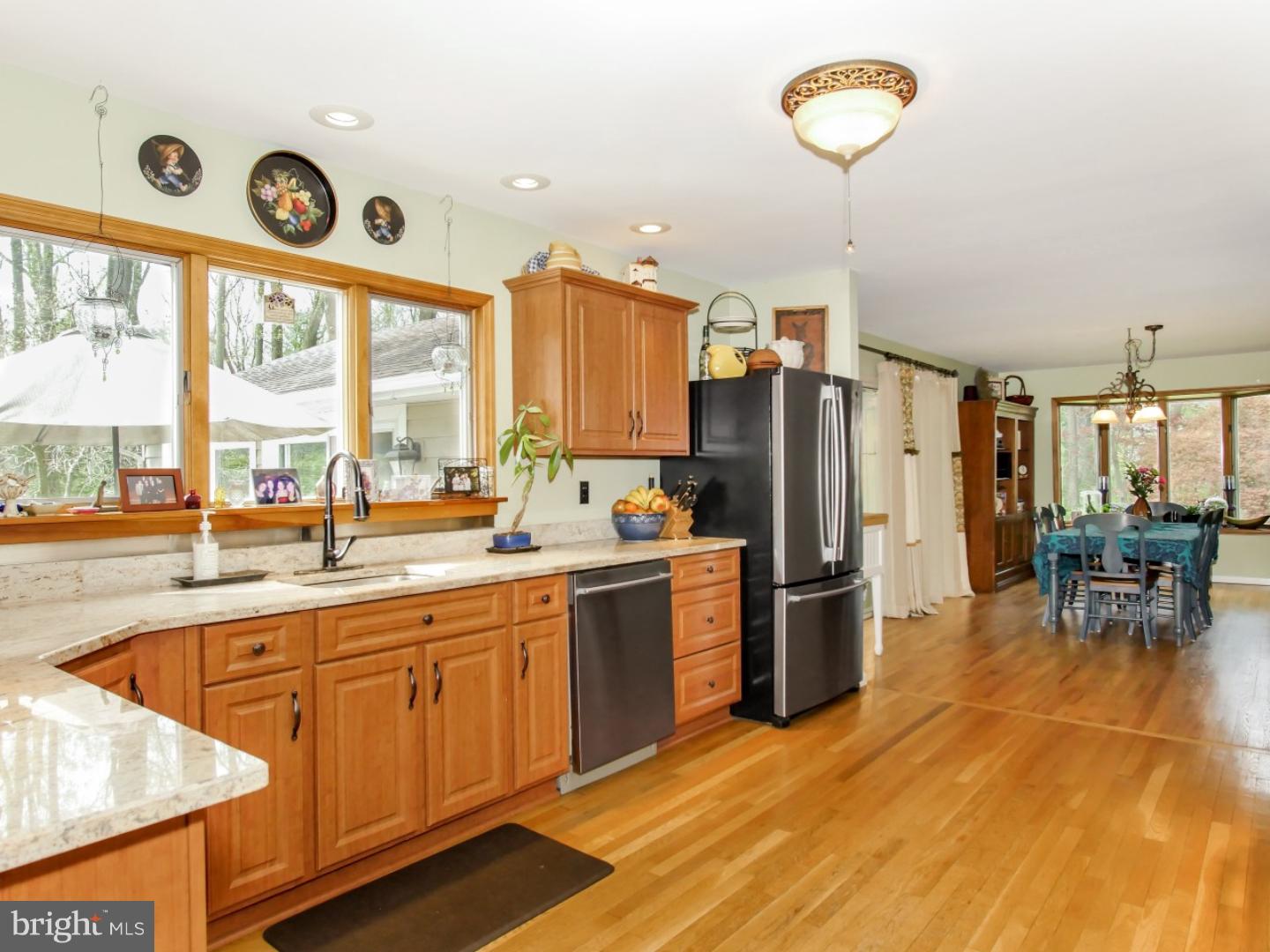 837 Sandy Run Road Yardley, PA 19067 - Photo 16 of 25 Kitchen