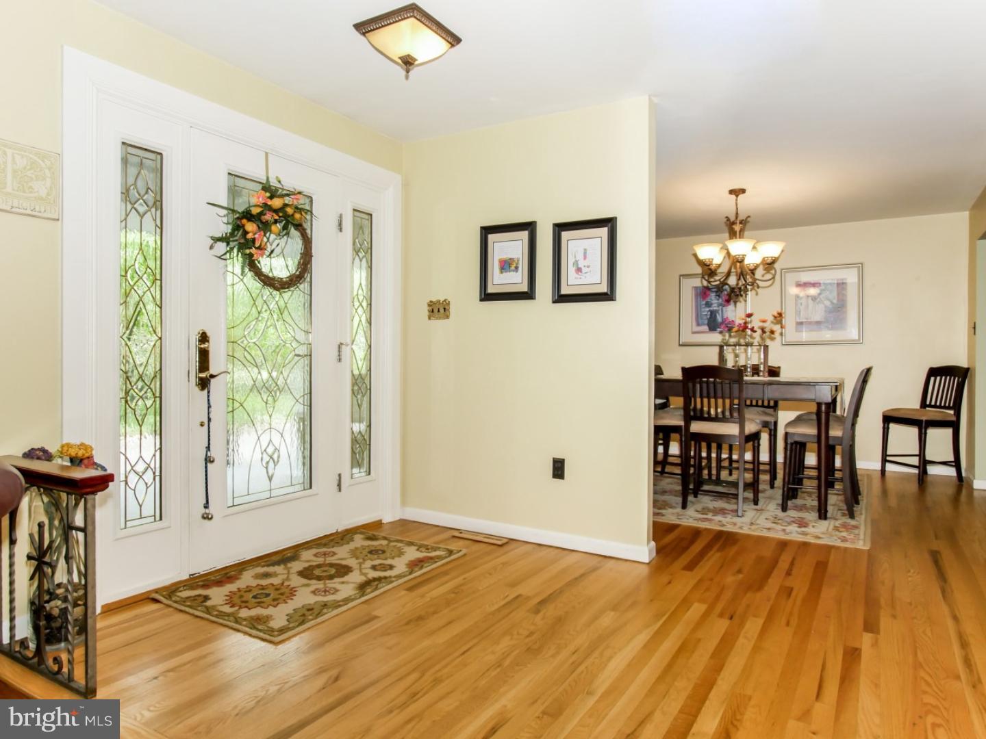 837 Sandy Run Road Yardley, PA 19067 - Photo 9 of 25 Foyer