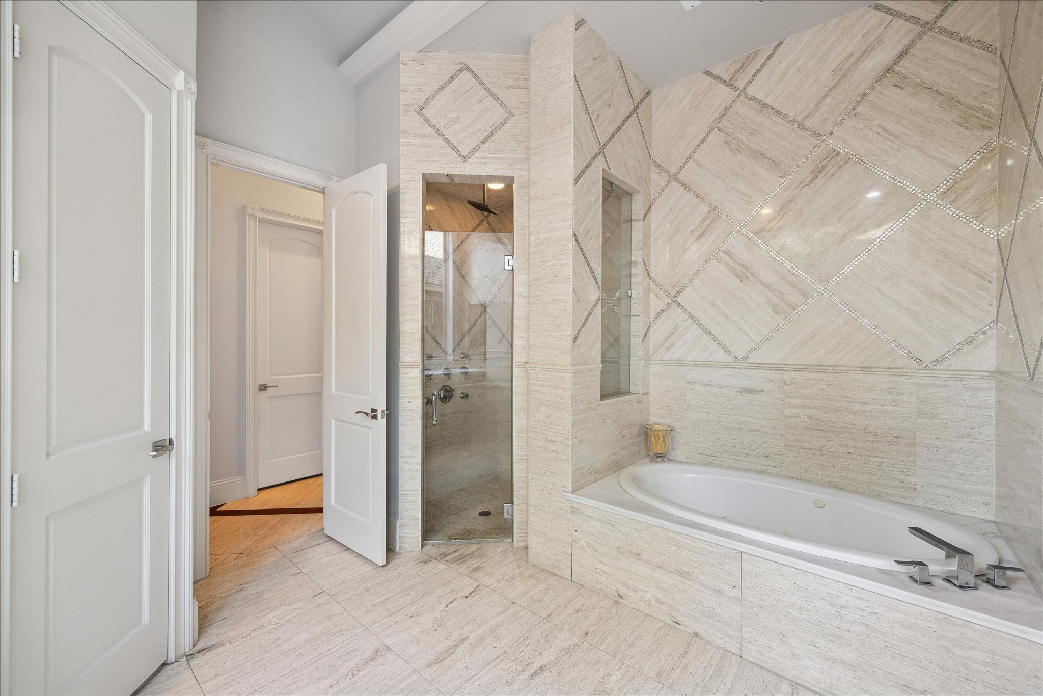2247 Bartlett Street Houston, TX 77098 - Photo 22 of 50 Another view of the PRIMARY BATH.
