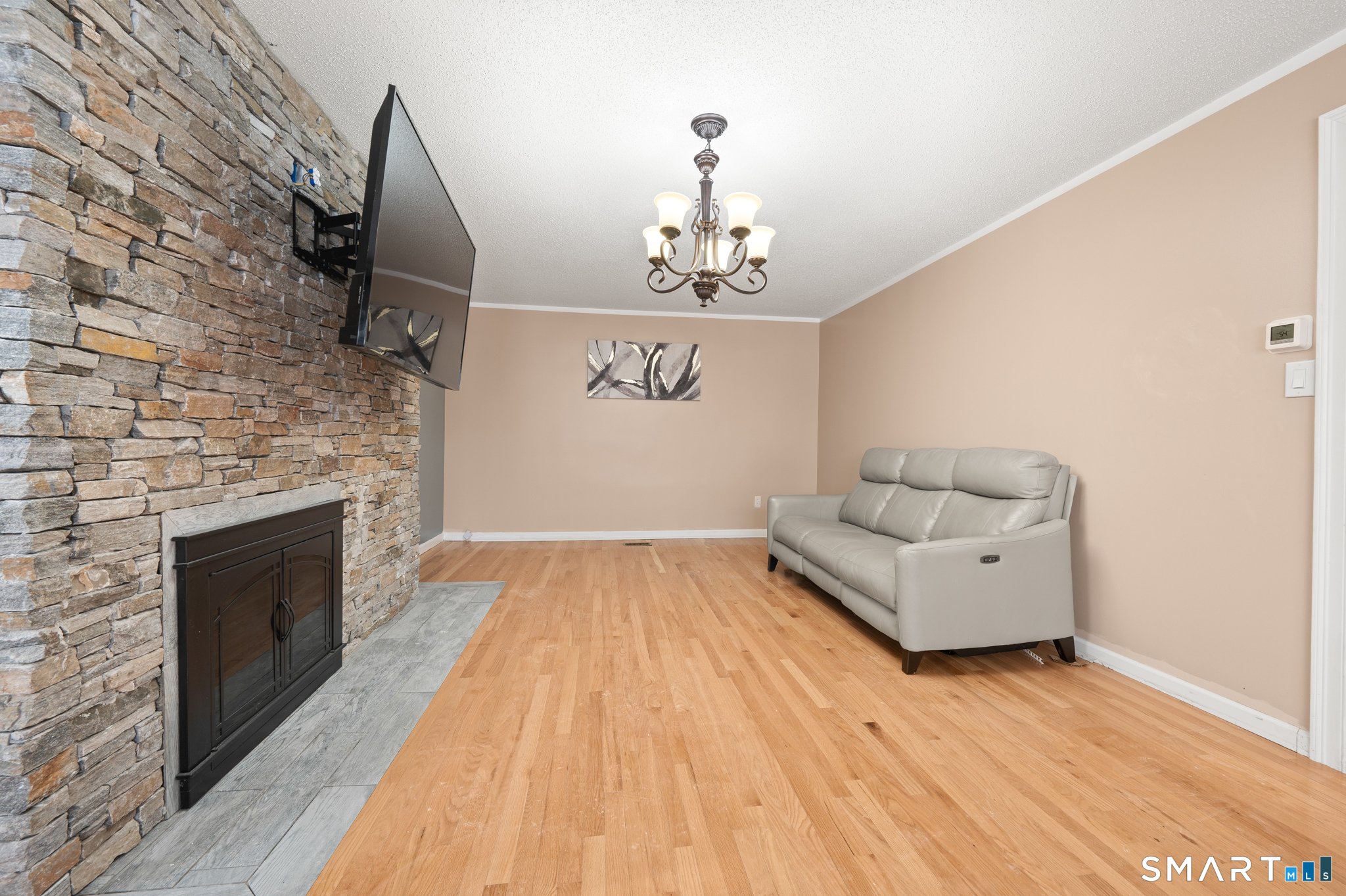 49 Clearfield Road Wethersfield, CT 06109 - Photo 12 of 28