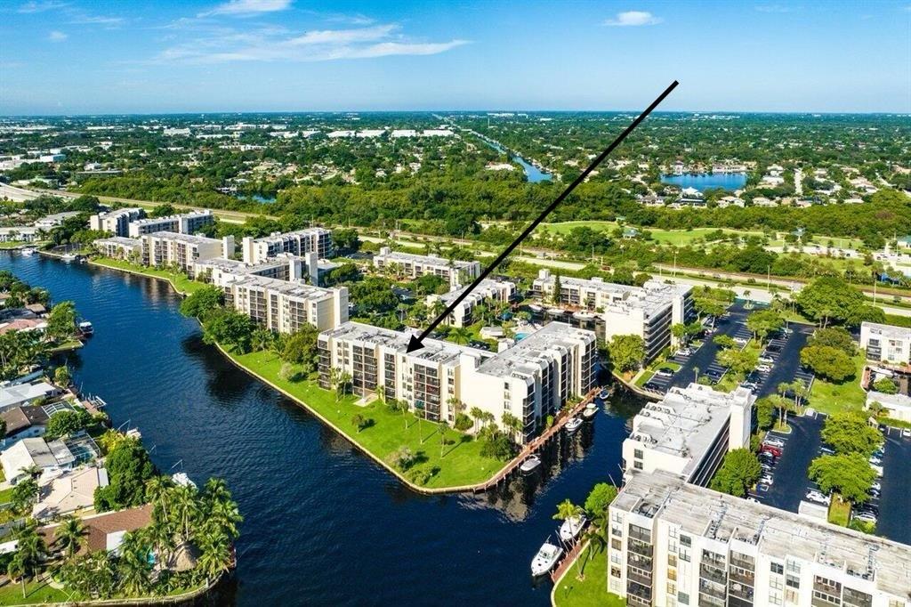 13 Royal Palm Way, Unit 5050 Boca Raton, FL 33432 - Photo 3 of 31 a view of a lake with a floor