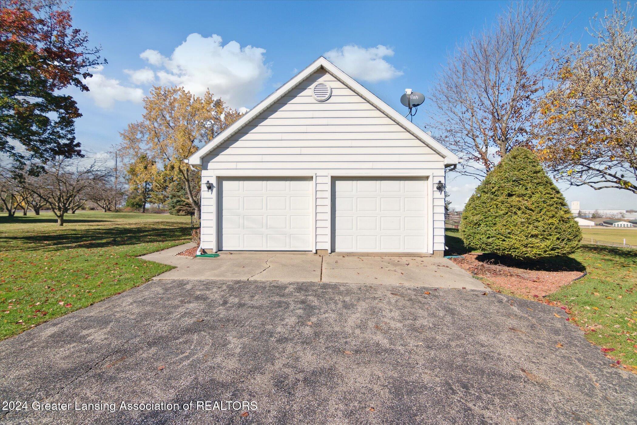 2474 Tomlinson Road Mason, MI 48854 - Photo 45 of 78 41-2474-Tomlinson-Rd-Mason-MI-48854-Wind