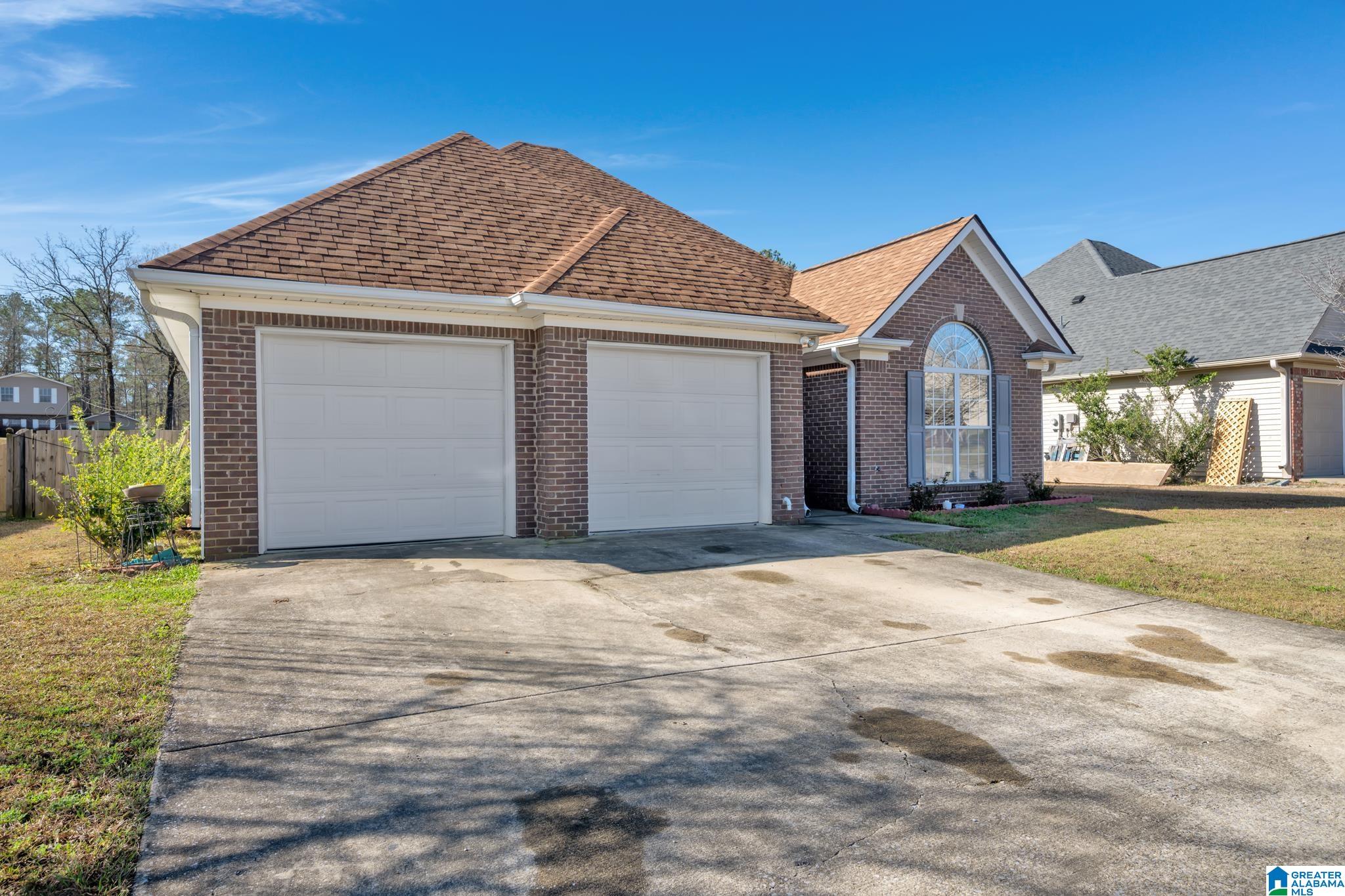 113 Addison Drive Calera, AL 35040 - Photo 3 of 24